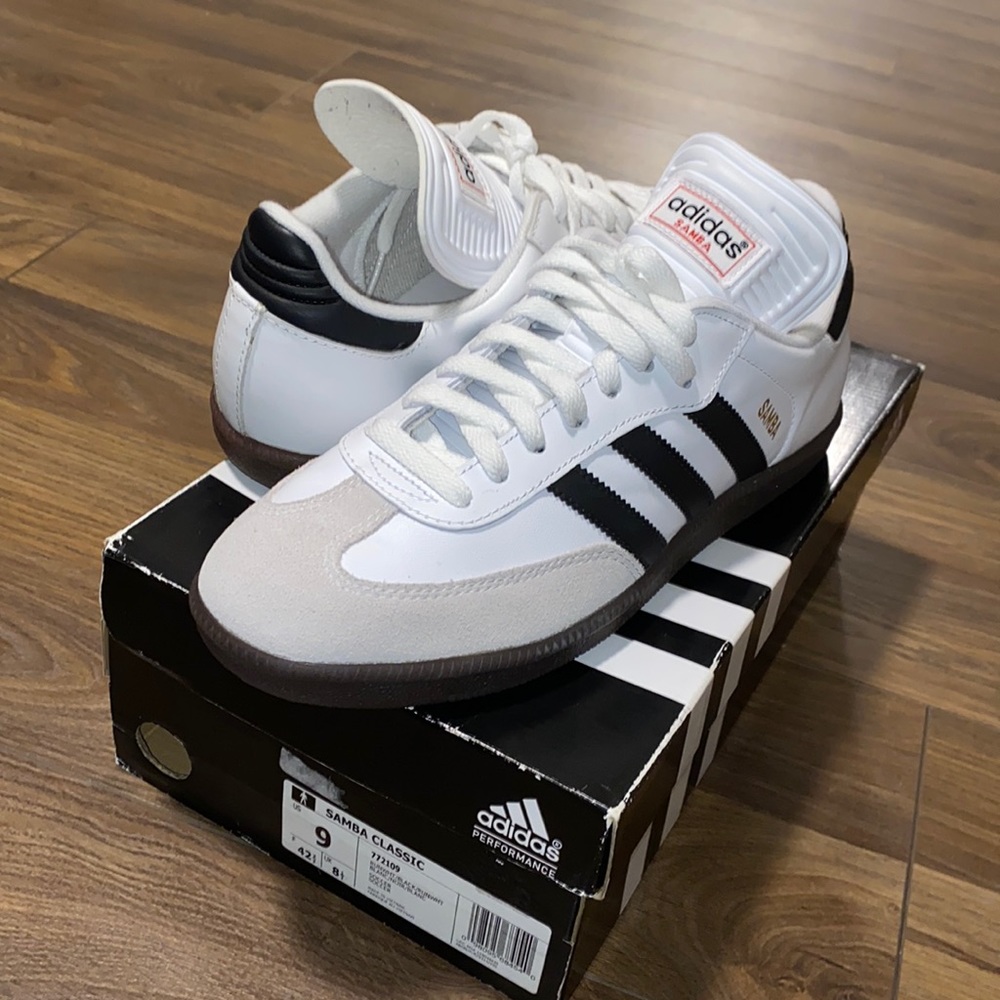 ADIDAS SAMBA CLASSICS